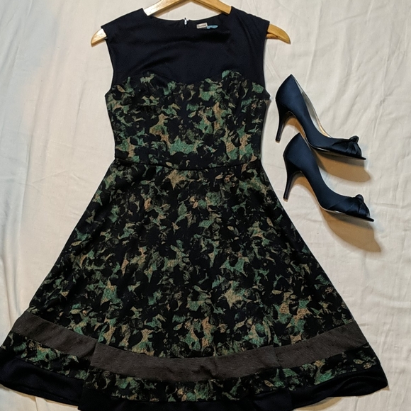 Eva Franco Dresses & Skirts - Eva Franco full skirted dress